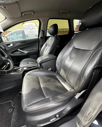 Ford Mondeo cena 17000 przebieg: 220000, rok produkcji 2010 z Kostrzyn małe 106